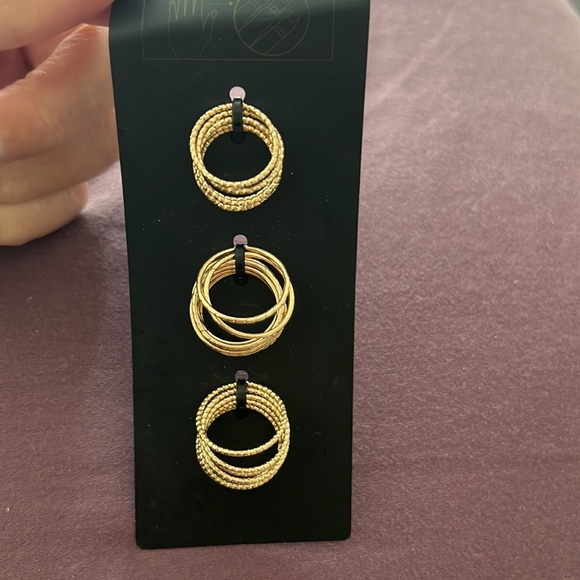 Set of rings and knuckle rings - Picture 2 of 5